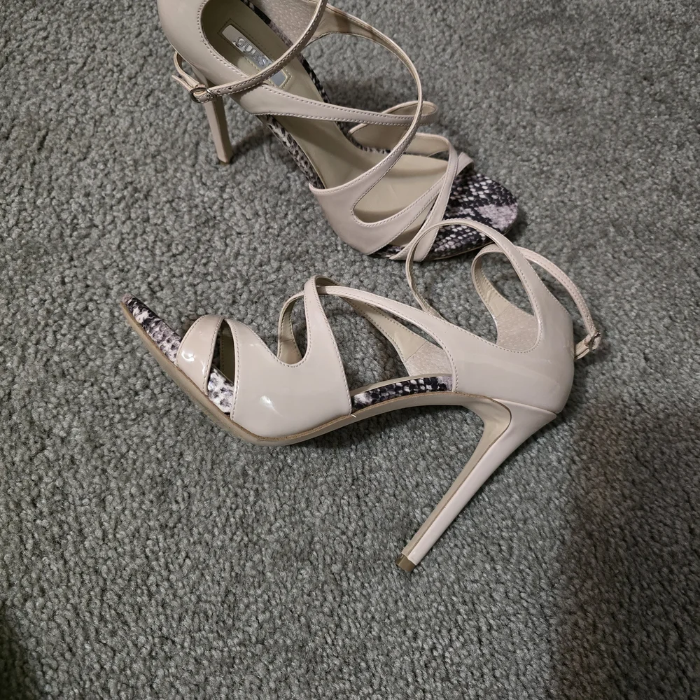 GUESS Ablane - Nude Strappy High Heel Sandals With Snake Skin Accents - Picture 7 of 7